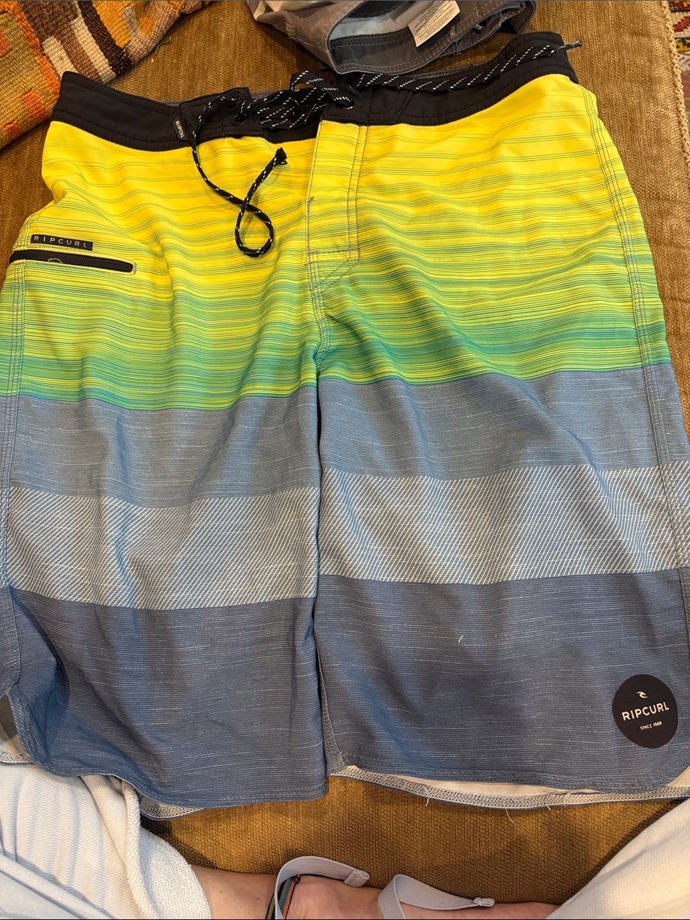 Rip Curl Men’s Yellow, Green & Blue Gradient Boardshorts